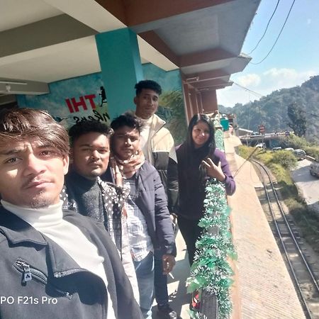 Pathi Bunkers Hostel Darjeeling  Exterior photo