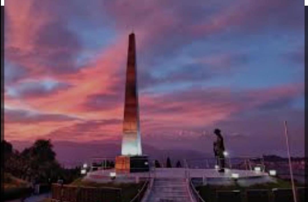 Pathi Bunkers Hostel Darjeeling  Exterior photo