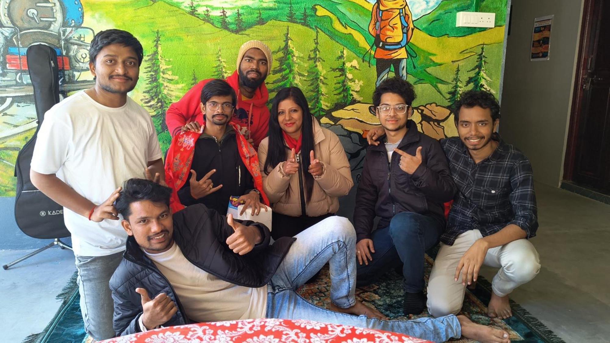 Pathi Bunkers Hostel Darjeeling  Exterior photo